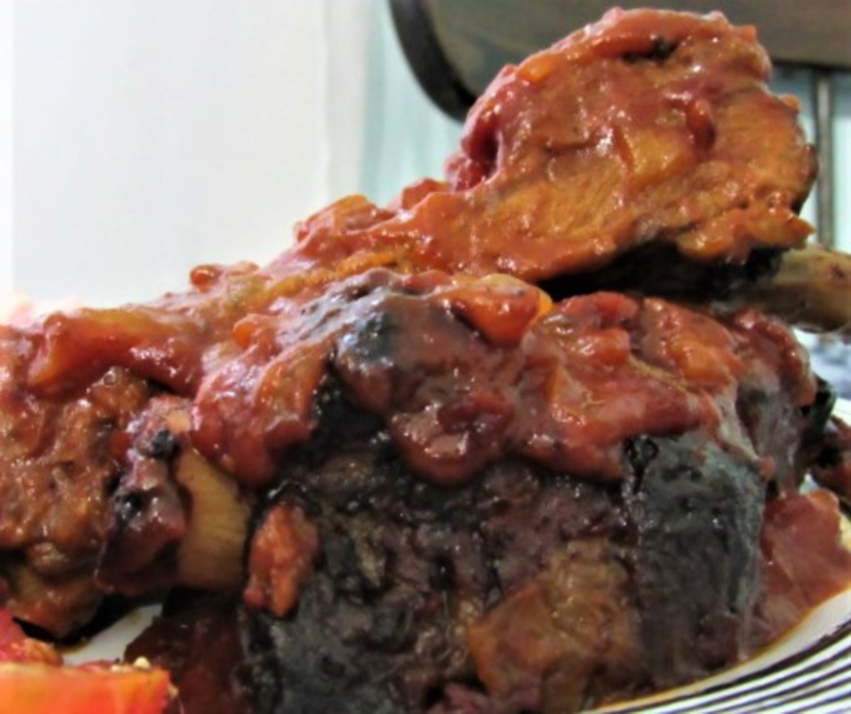 Beef Ribs and Sauce image